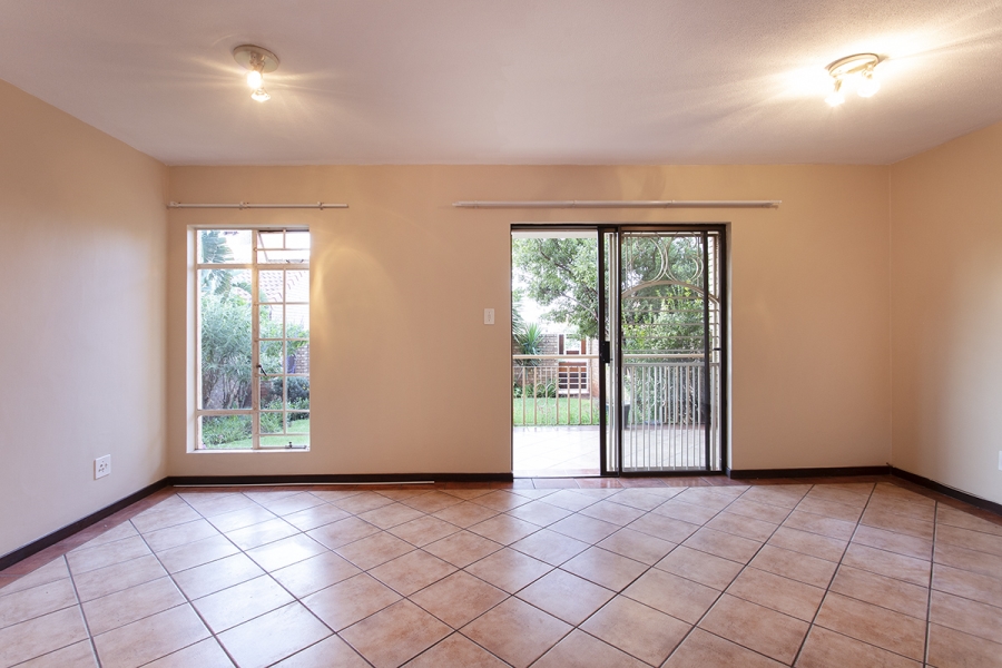 To Let 2 Bedroom Property for Rent in Olympus AH Gauteng