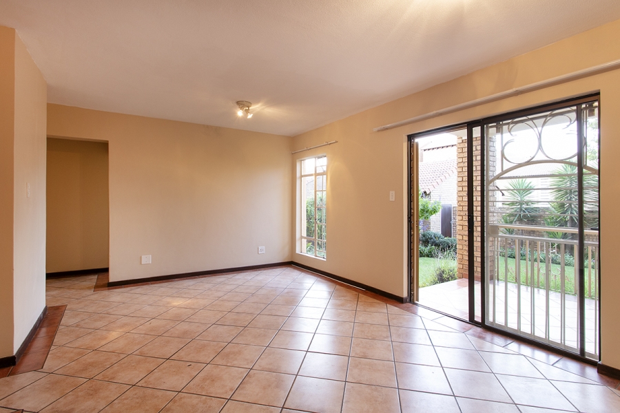 To Let 2 Bedroom Property for Rent in Olympus AH Gauteng