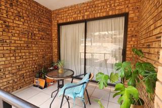 2 Bedroom Property for Sale in Mulbarton Gauteng