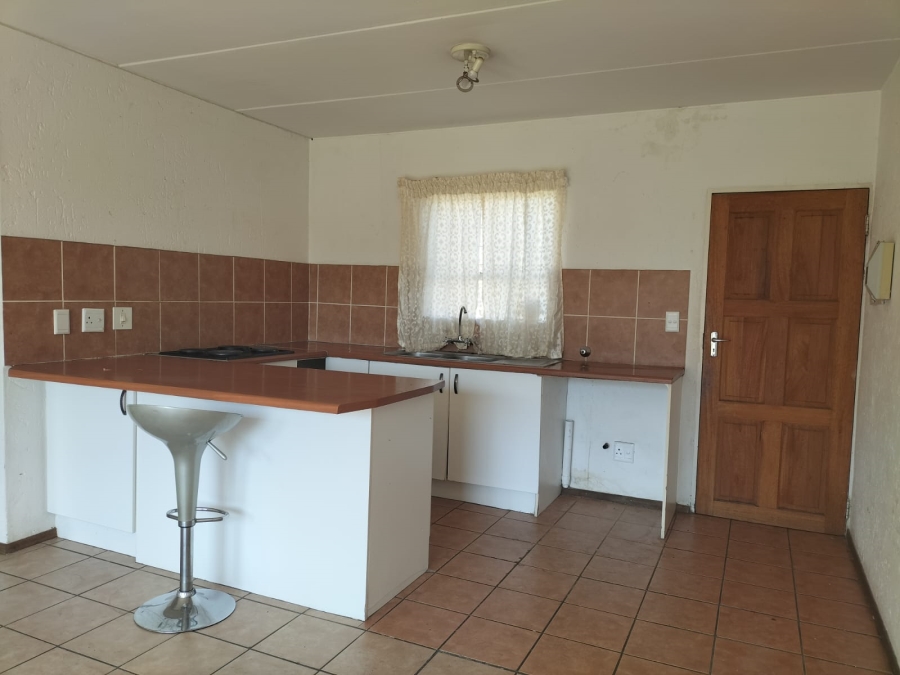 To Let 2 Bedroom Property for Rent in Arundo Estate Gauteng