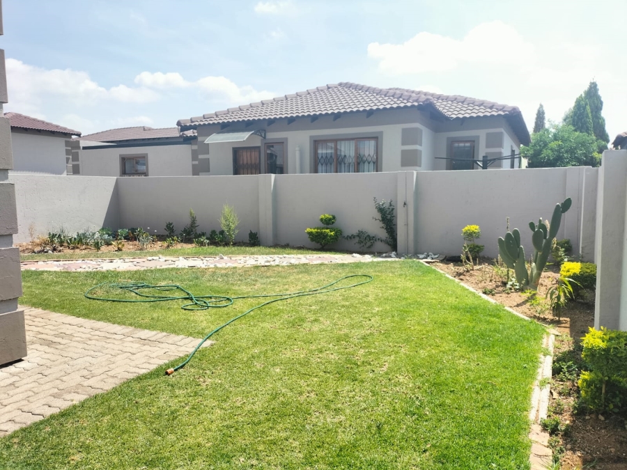 To Let 3 Bedroom Property for Rent in Arundo Estate Gauteng