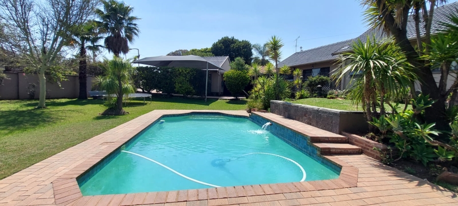 3 Bedroom Property for Sale in Breaunanda Gauteng