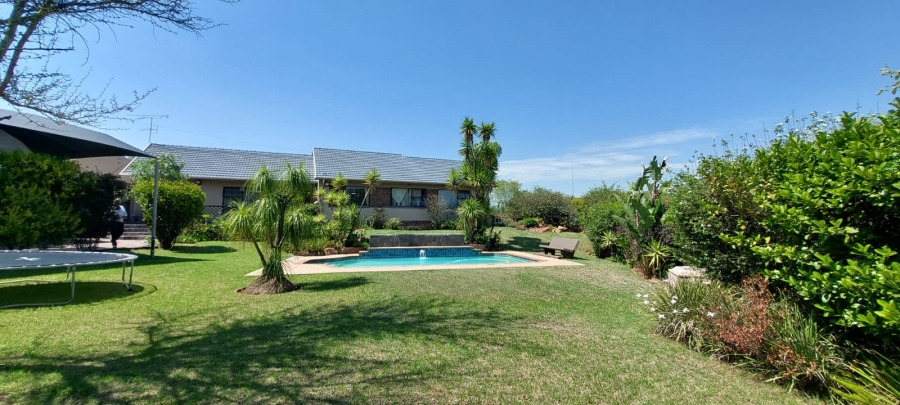 3 Bedroom Property for Sale in Breaunanda Gauteng