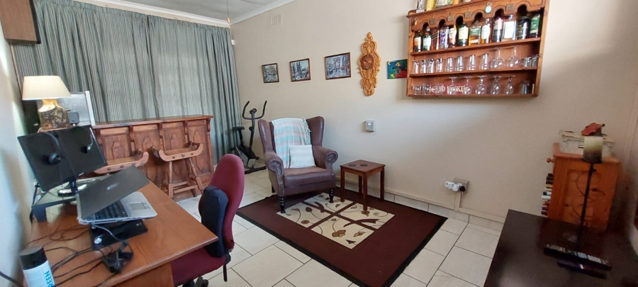 3 Bedroom Property for Sale in Breaunanda Gauteng