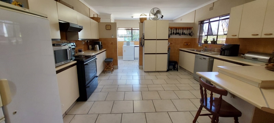 3 Bedroom Property for Sale in Breaunanda Gauteng