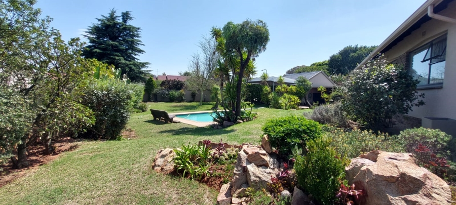 3 Bedroom Property for Sale in Breaunanda Gauteng