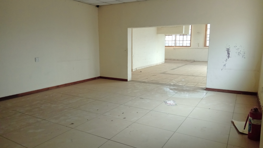 To Let commercial Property for Rent in Booysens Reserve Gauteng