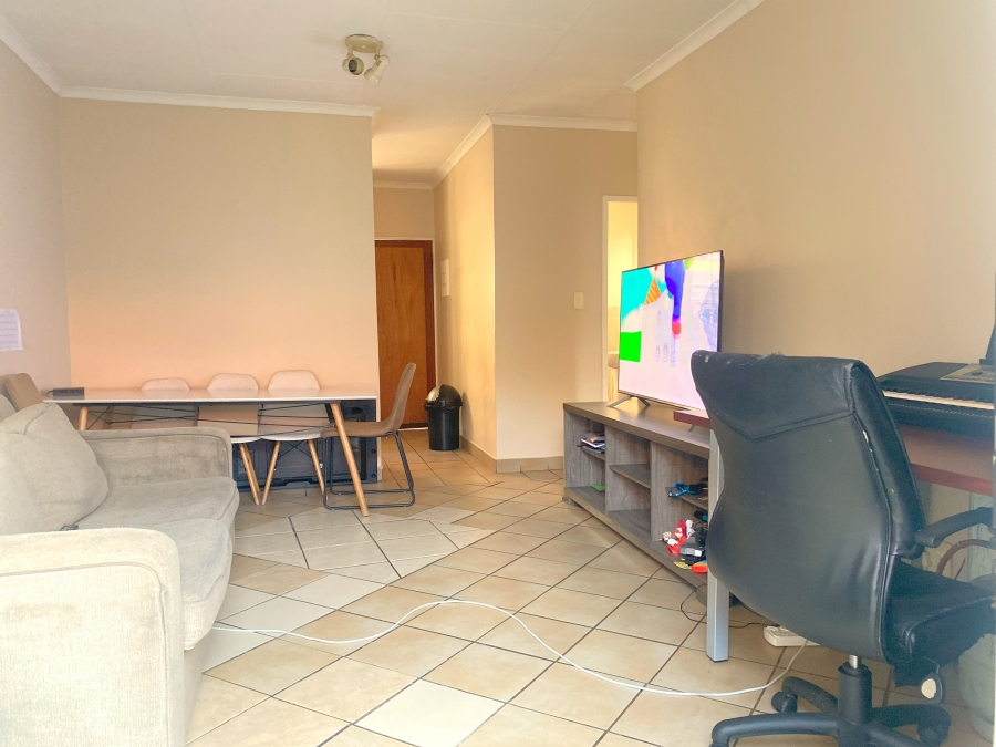 2 Bedroom Property for Sale in Highveld Gauteng