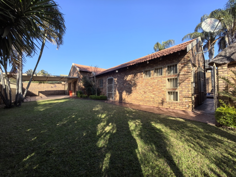 To Let 3 Bedroom Property for Rent in Montana Gauteng