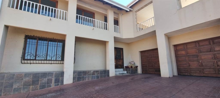 To Let 5 Bedroom Property for Rent in Sinoville Gauteng