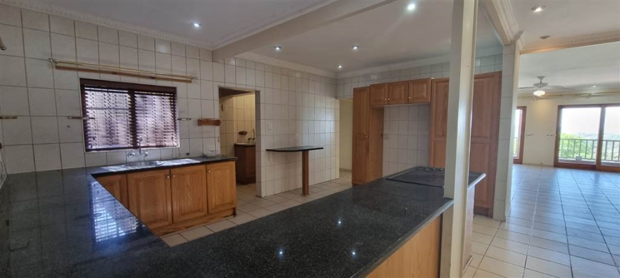 To Let 5 Bedroom Property for Rent in Sinoville Gauteng