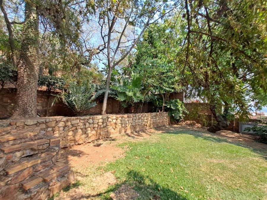 To Let 5 Bedroom Property for Rent in Sinoville Gauteng