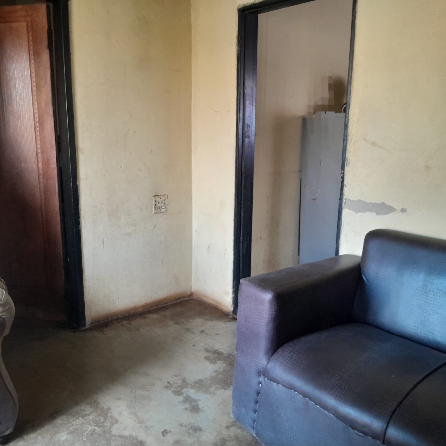 2 Bedroom Property for Sale in Tsakane Gauteng