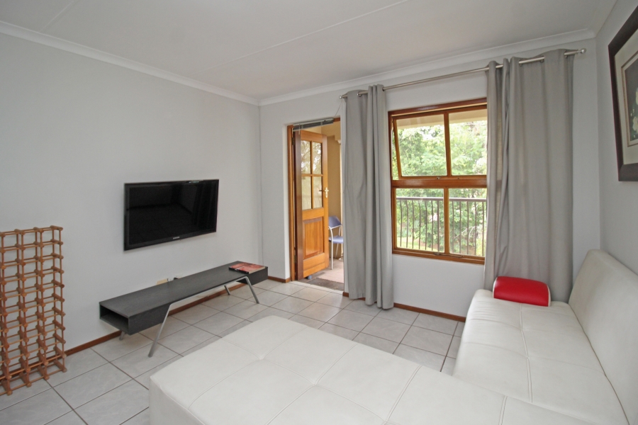 2 Bedroom Property for Sale in Robindale Gauteng