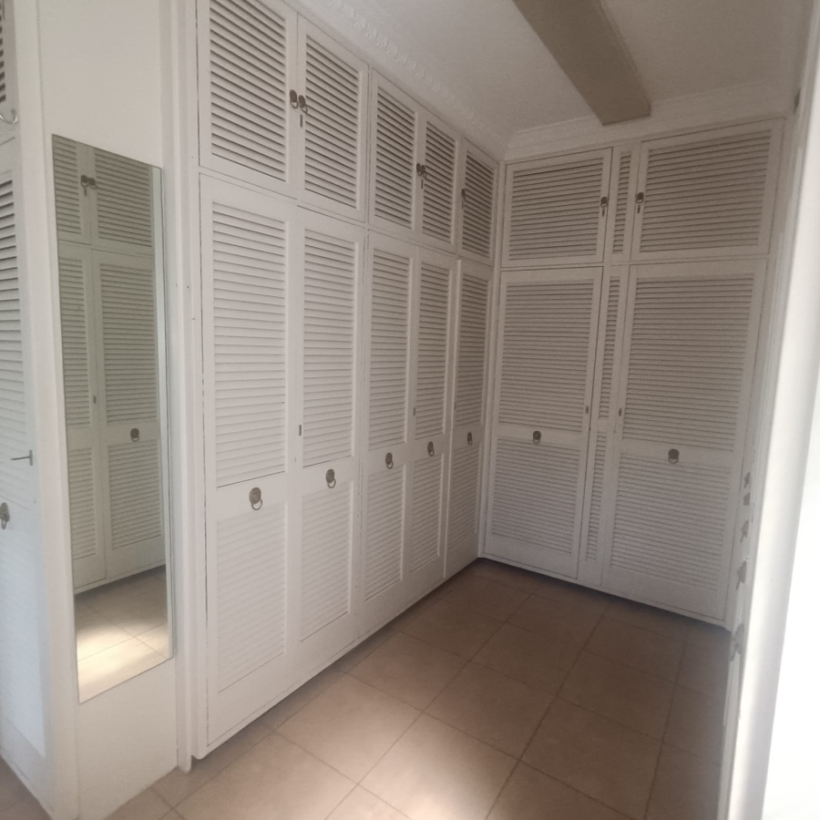 To Let 1 Bedroom Property for Rent in Emmarentia Gauteng