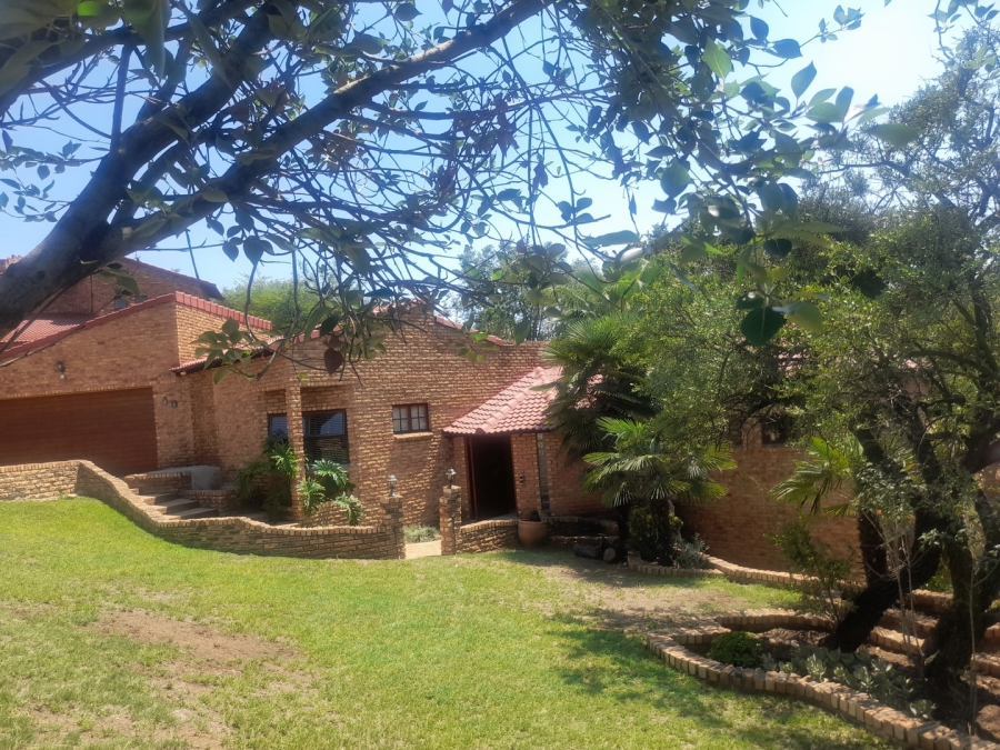 3 Bedroom Property for Sale in Bassonia Gauteng