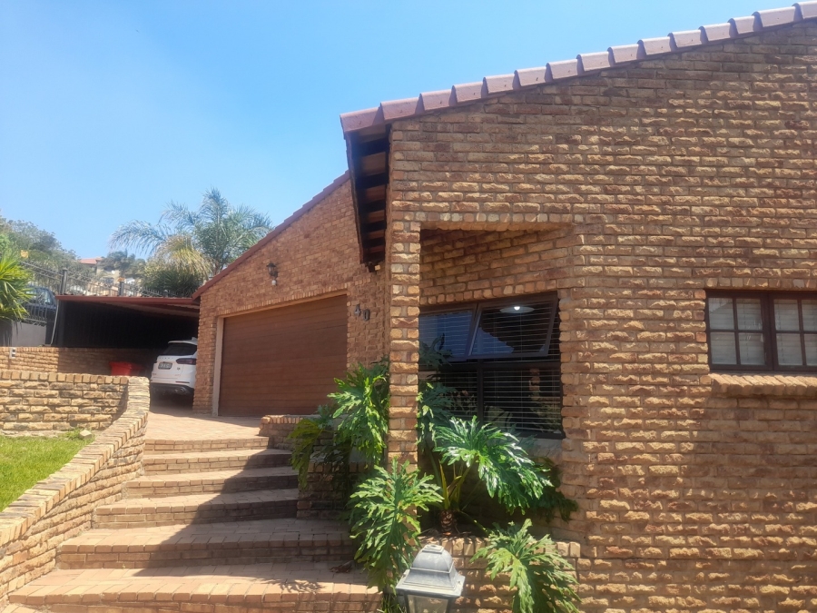 3 Bedroom Property for Sale in Bassonia Gauteng