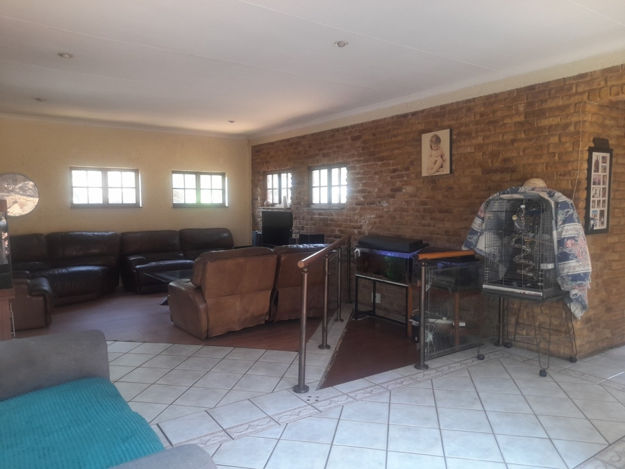 3 Bedroom Property for Sale in Bassonia Gauteng