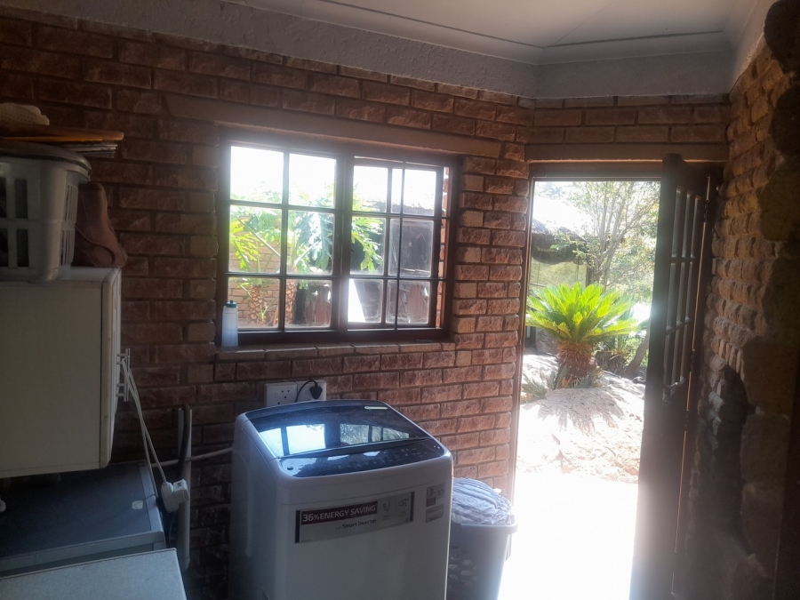 3 Bedroom Property for Sale in Bassonia Gauteng