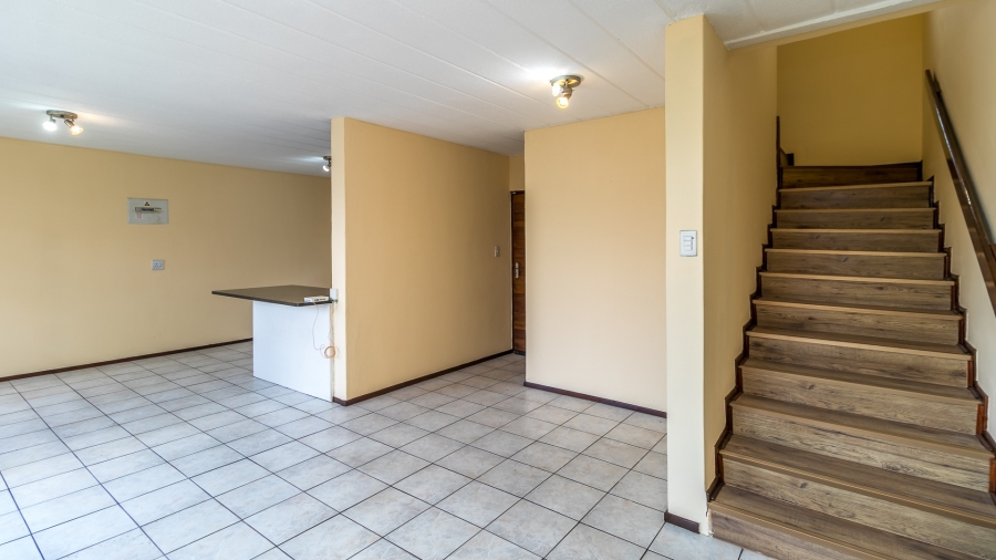 To Let 2 Bedroom Property for Rent in Halfway Gardens Gauteng