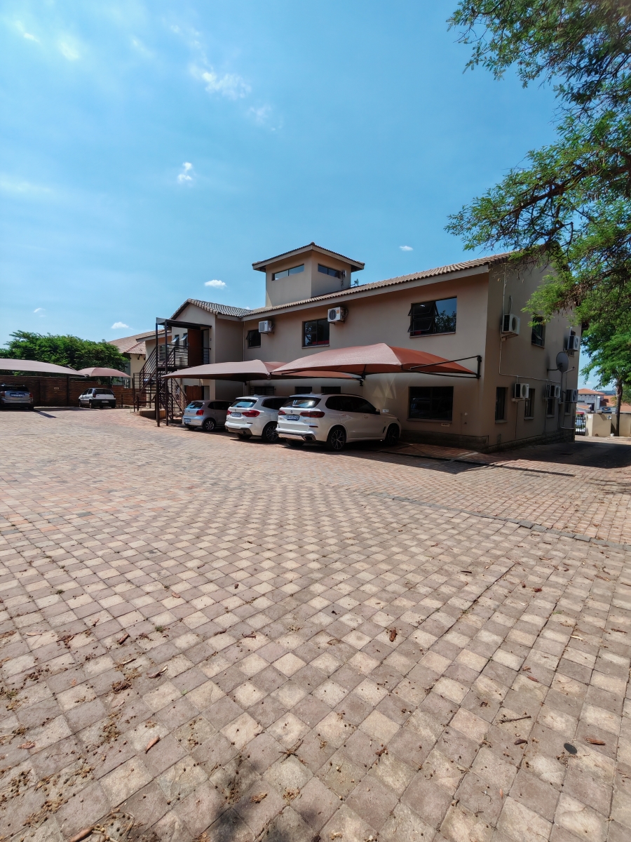 To Let commercial Property for Rent in Eldoraigne Gauteng