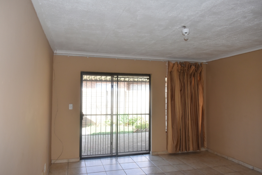 2 Bedroom Property for Sale in The Orchards Gauteng