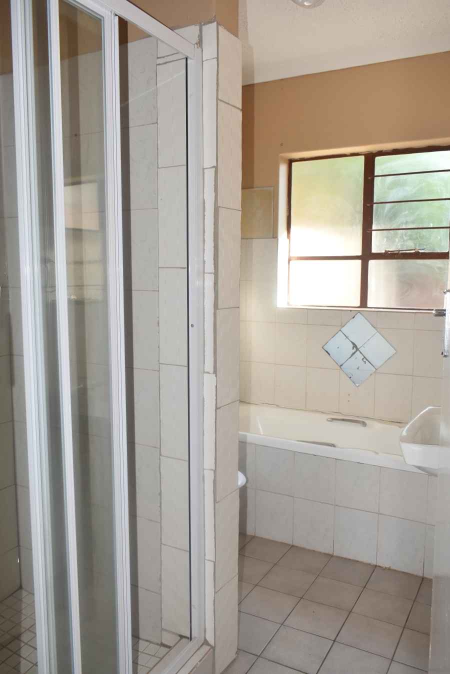 2 Bedroom Property for Sale in The Orchards Gauteng