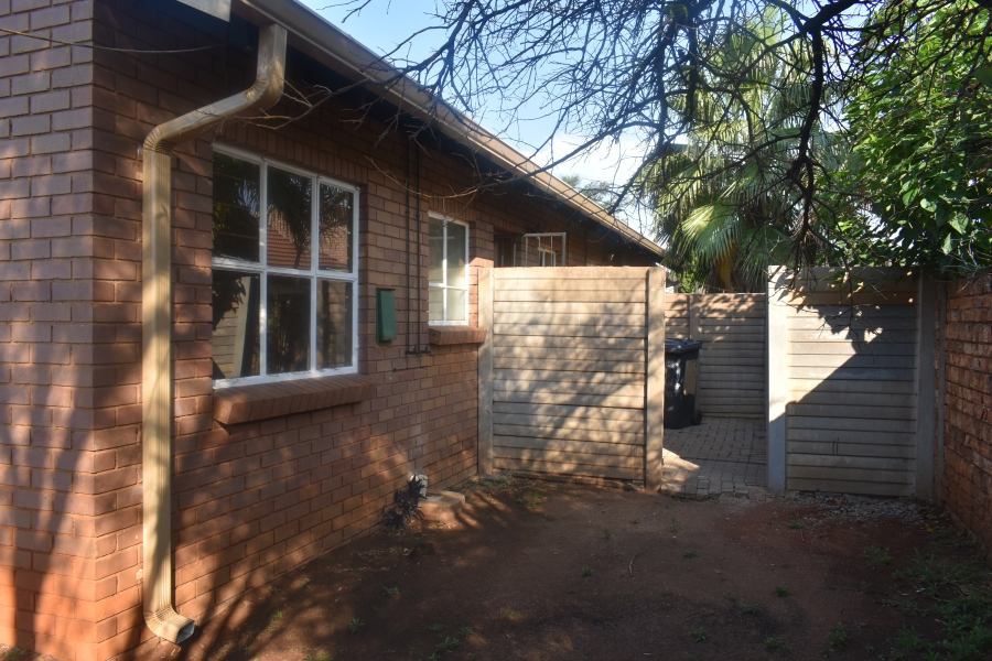 2 Bedroom Property for Sale in The Orchards Gauteng