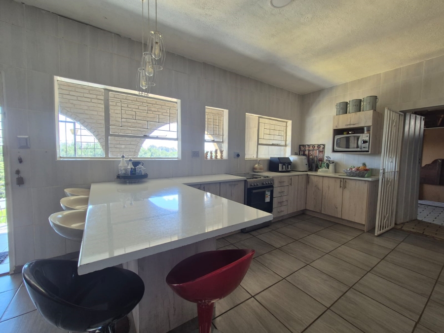 4 Bedroom Property for Sale in Rothdene Gauteng