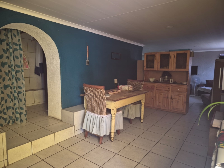 4 Bedroom Property for Sale in Rothdene Gauteng