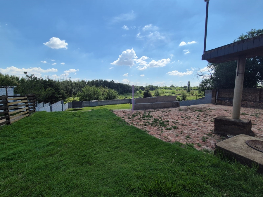 4 Bedroom Property for Sale in Rothdene Gauteng