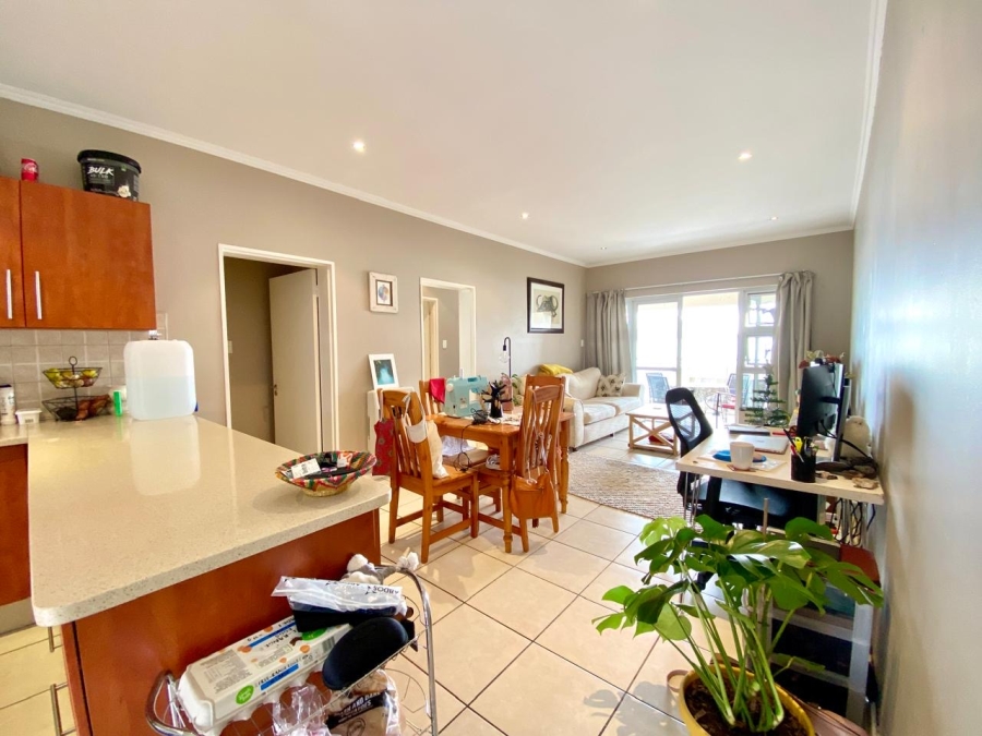 To Let 2 Bedroom Property for Rent in Craighall Park Gauteng