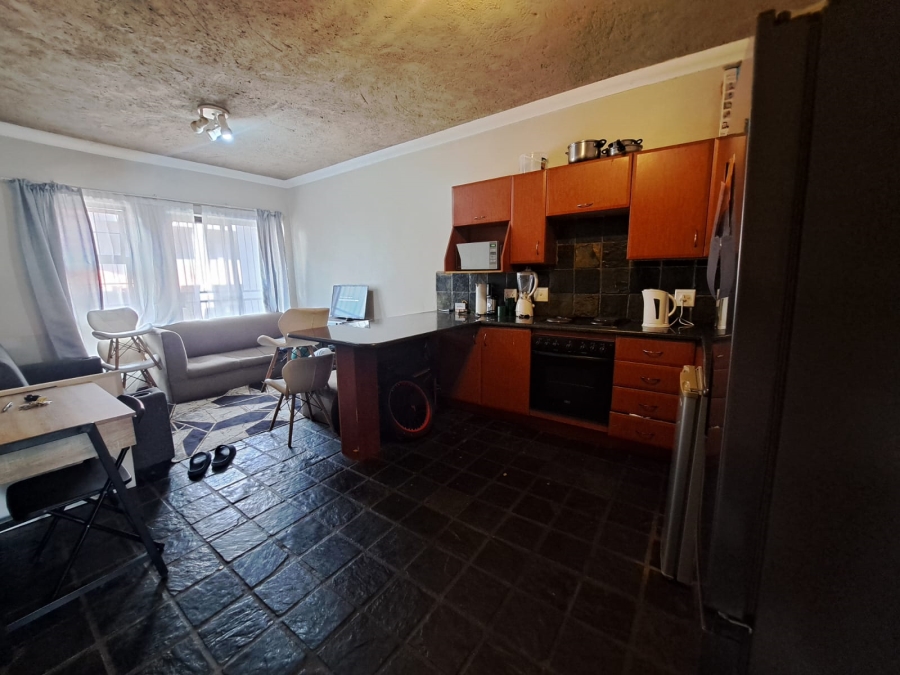 To Let 2 Bedroom Property for Rent in Noordwyk Gauteng