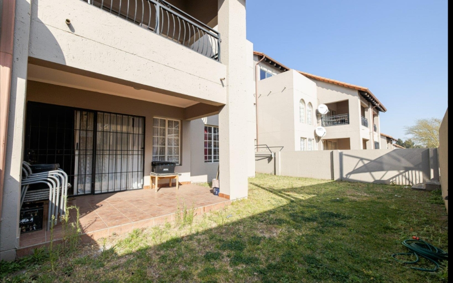 To Let 2 Bedroom Property for Rent in Noordwyk Gauteng