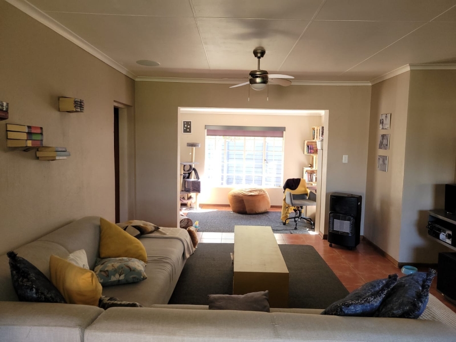 2 Bedroom Property for Sale in Meyerton Central Gauteng