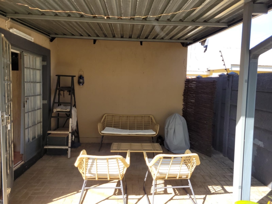 2 Bedroom Property for Sale in Meyerton Central Gauteng