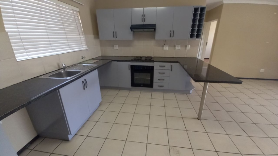 2 Bedroom Property for Sale in Bardene Gauteng