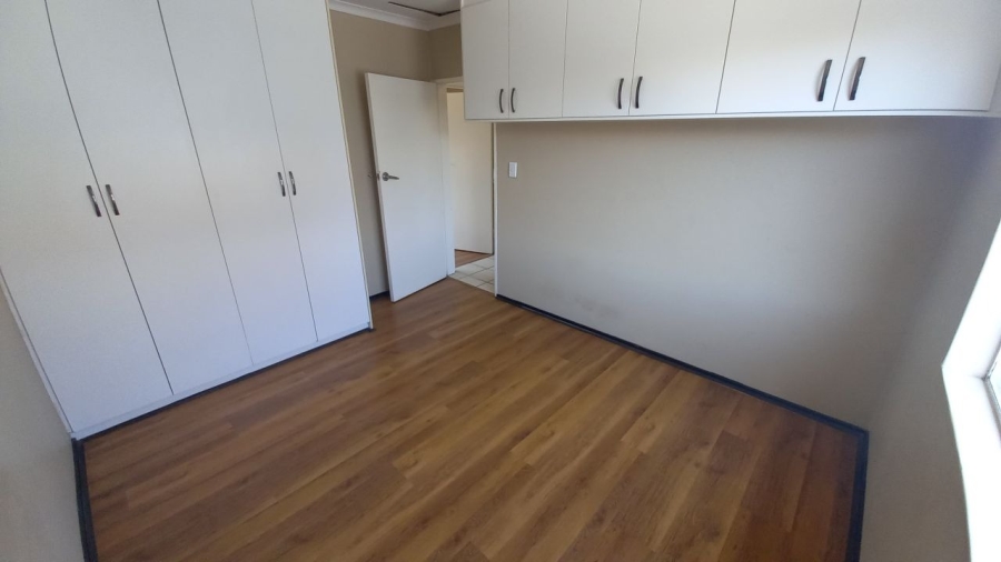 2 Bedroom Property for Sale in Bardene Gauteng