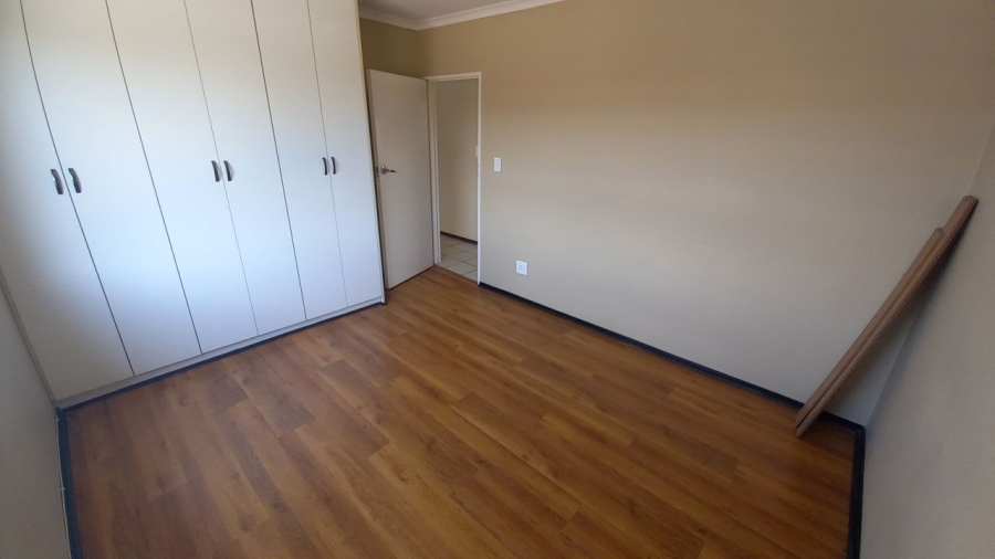 2 Bedroom Property for Sale in Bardene Gauteng