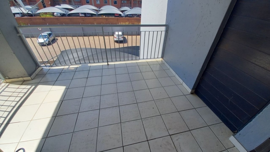 2 Bedroom Property for Sale in Bardene Gauteng