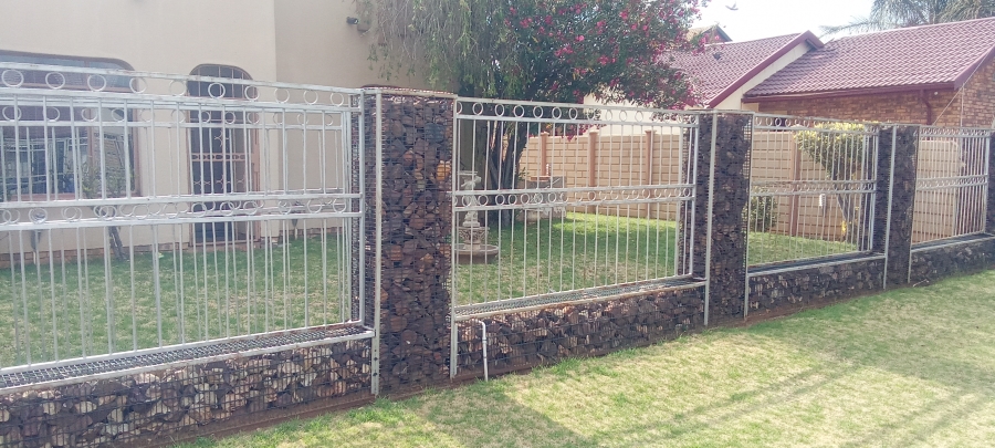 3 Bedroom Property for Sale in Ennerdale Gauteng