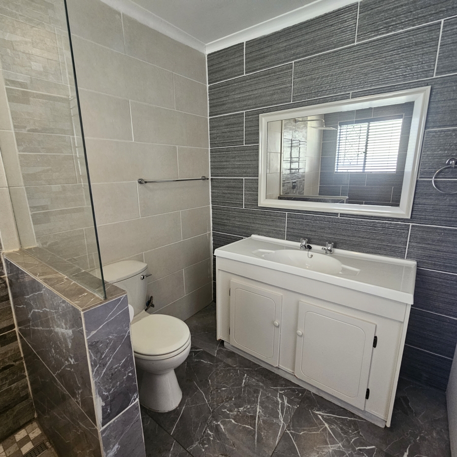 4 Bedroom Property for Sale in Isandovale Gauteng