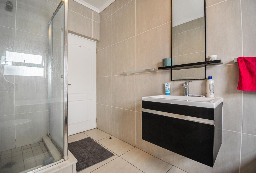 To Let 2 Bedroom Property for Rent in Greenstone Hill Gauteng