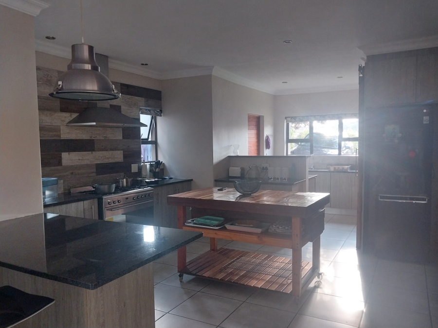 3 Bedroom Property for Sale in Boardwalk Gauteng