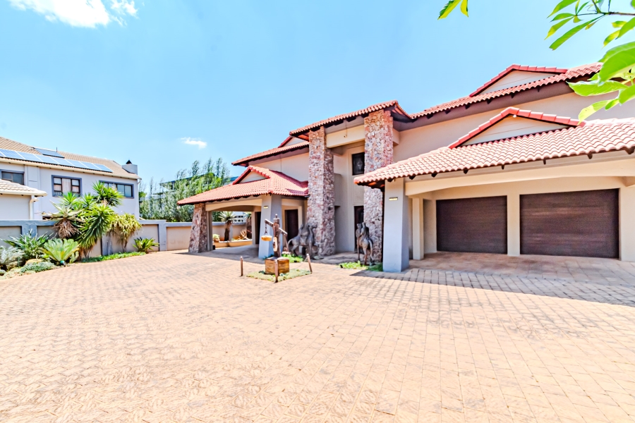 7 Bedroom Property for Sale in Zambezi Country Estate Gauteng