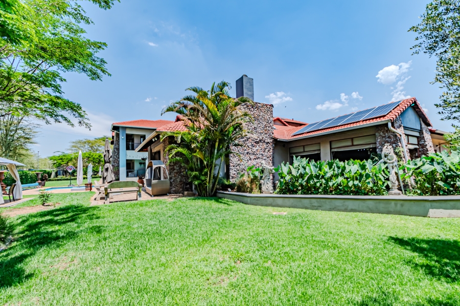 7 Bedroom Property for Sale in Zambezi Country Estate Gauteng