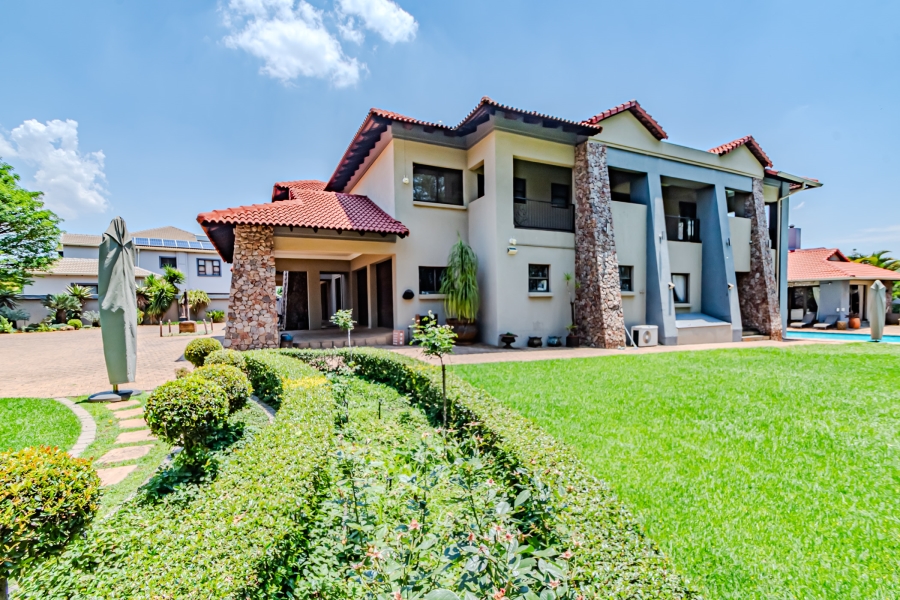 7 Bedroom Property for Sale in Zambezi Country Estate Gauteng