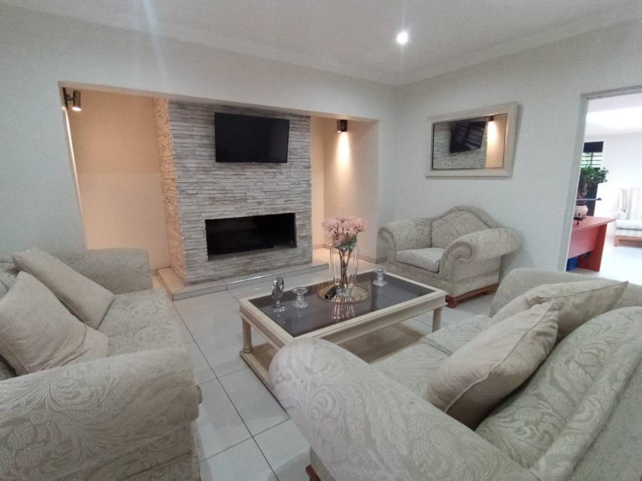 3 Bedroom Property for Sale in Three Rivers East Gauteng