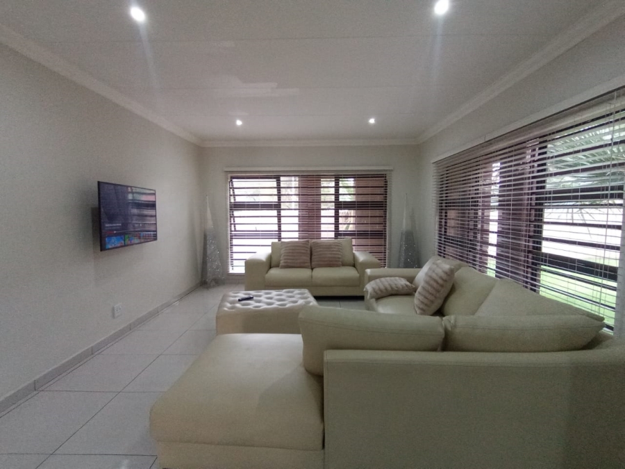 3 Bedroom Property for Sale in Three Rivers East Gauteng