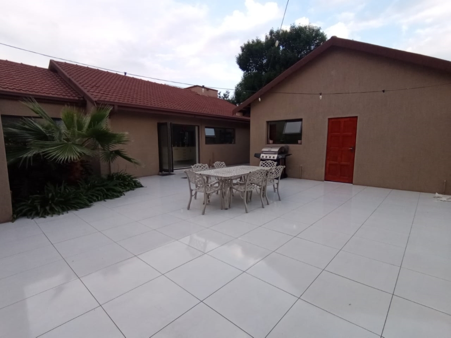 3 Bedroom Property for Sale in Three Rivers East Gauteng